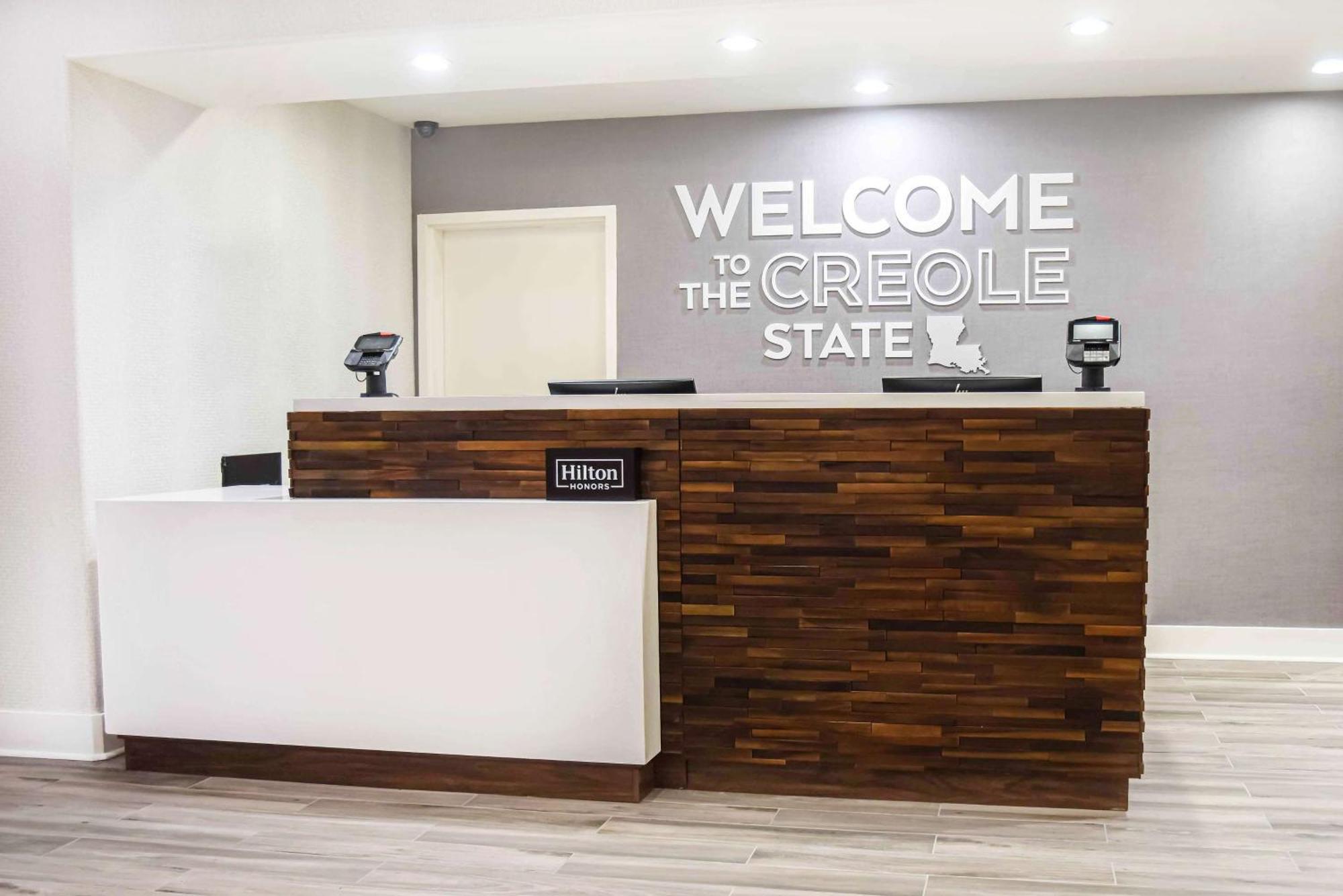 Hampton Inn Baton Rouge - Denham Springs Exterior photo
